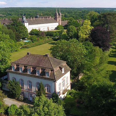 Teehaus Im Schlosspark Weltkulturerbe Corvey โฮกซ์เตอร์ ภายนอก รูปภาพ